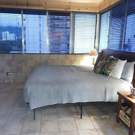 Hawaiian King Aparthotel Honolulu Kamer foto