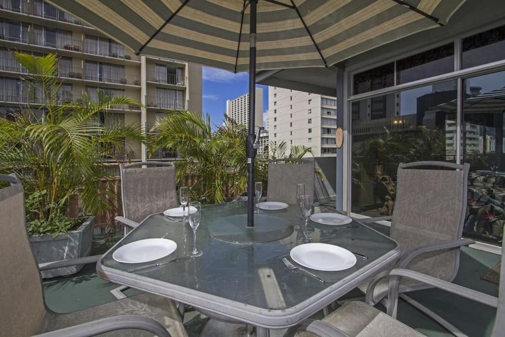 Hawaiian King Aparthotel Honolulu Buitenkant foto