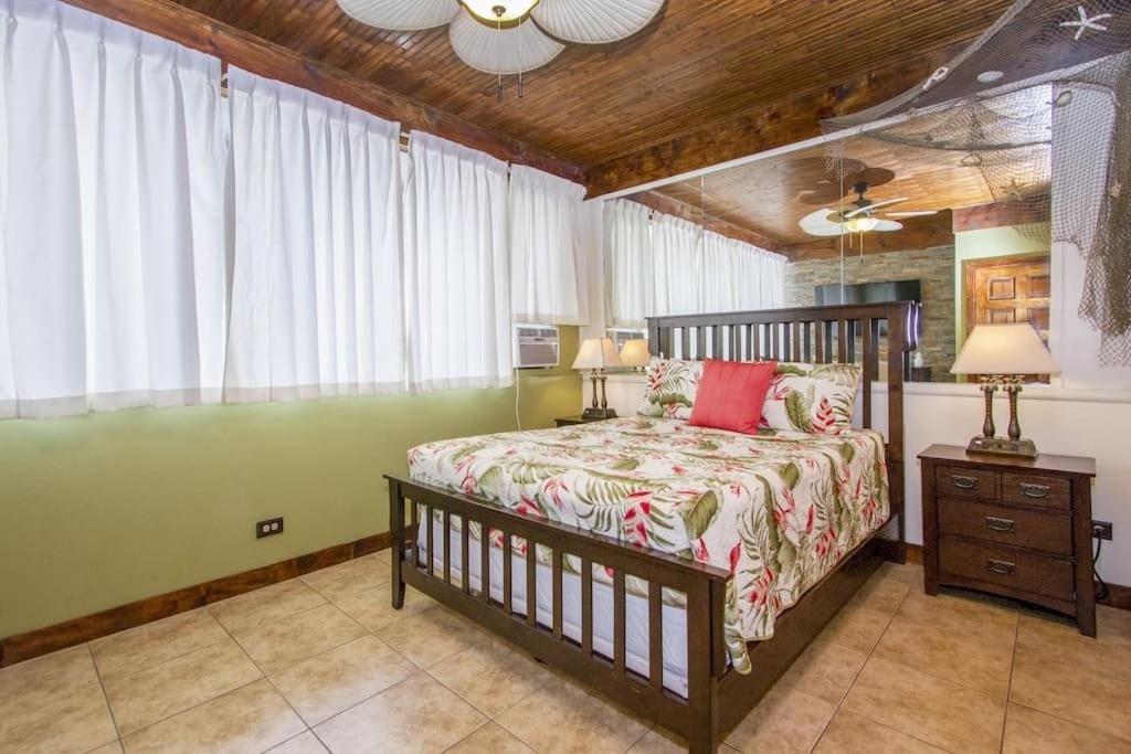 Hawaiian King Aparthotel Honolulu Buitenkant foto
